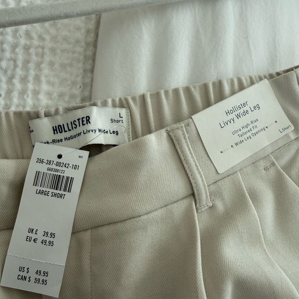Hollister Livyy Beige Dress Pants - Picture 2 of 5